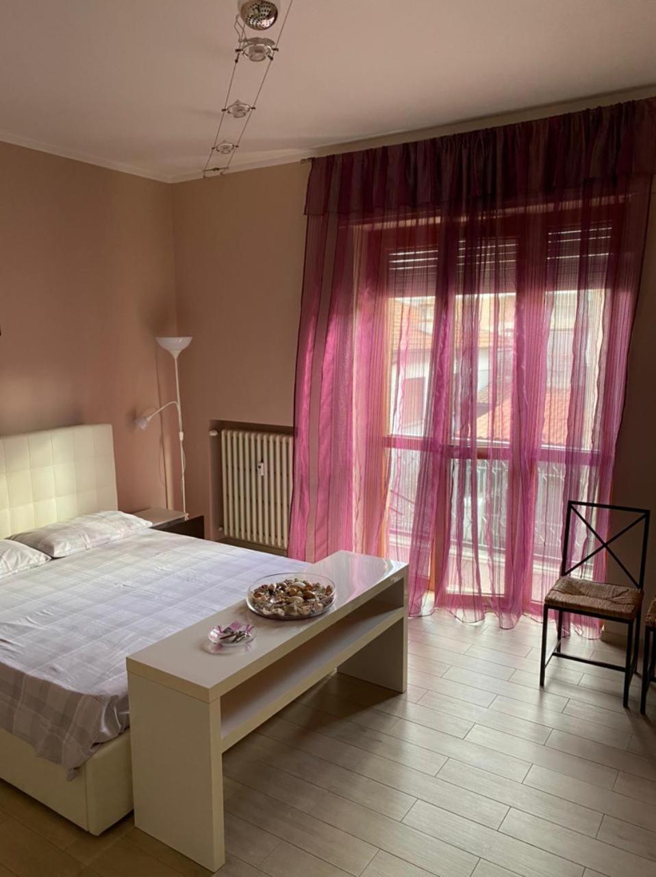 Hotel Casa Delle Orchidee Alba  Pokój zdjęcie